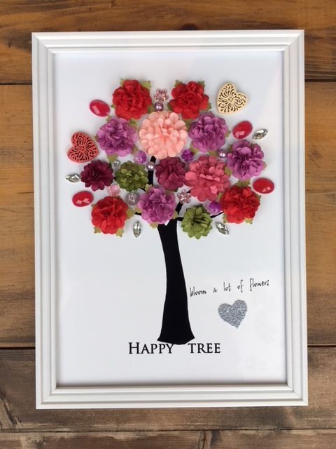 幸せのなる木　たくさんの花を咲かせる　インテリアパネル