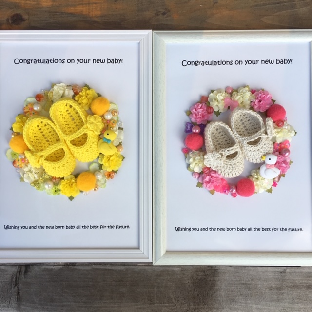 ベビーシューズ　夜泣きの治るおまじない　黄色　ピンク　女の子　男の子　インテリアパネル　リース